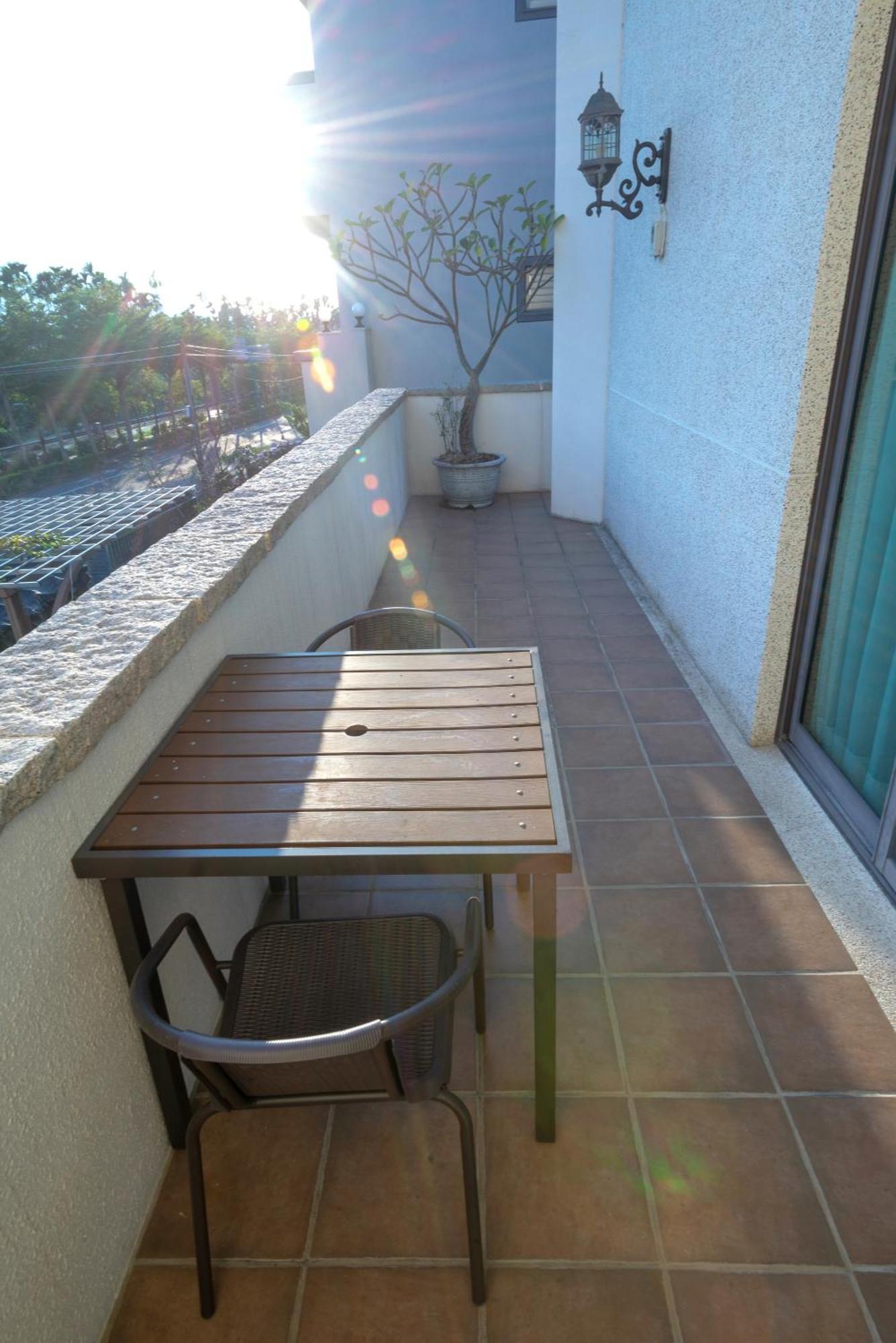 Ferienwohnung Rainbow Field House Jiji Exterior foto